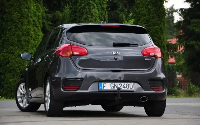 KIA Ceed 1.6 CRDi SCR L Business Line