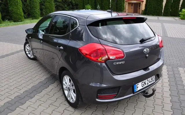 KIA Ceed 1.6 CRDi SCR L Business Line