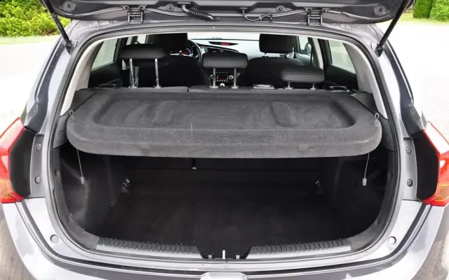 KIA Ceed 1.6 CRDi SCR L Business Line