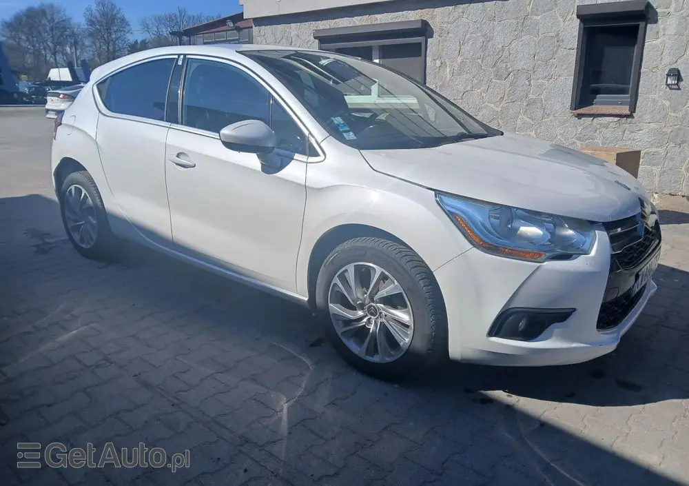 CITROËN DS4 E-HDi 110 Chic