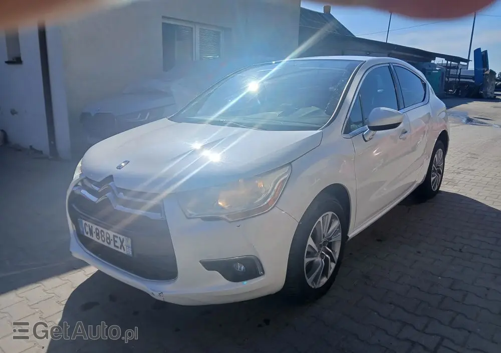 CITROËN DS4 E-HDi 110 Chic