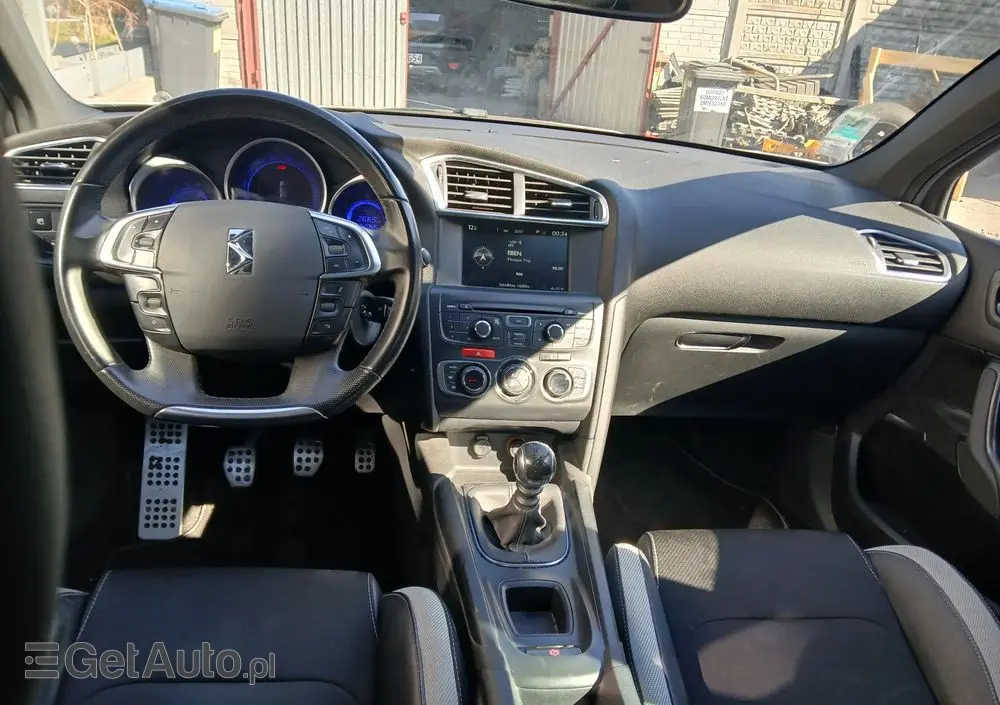 CITROËN DS4 E-HDi 110 Chic