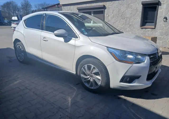 CITROËN DS4 E-HDi 110 Chic