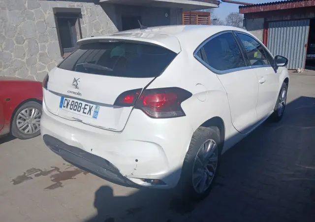 CITROËN DS4 E-HDi 110 Chic