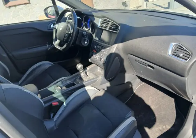 CITROËN DS4 E-HDi 110 Chic