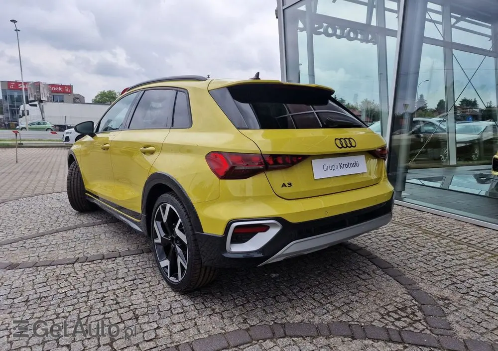 AUDI A3 Allstreet 