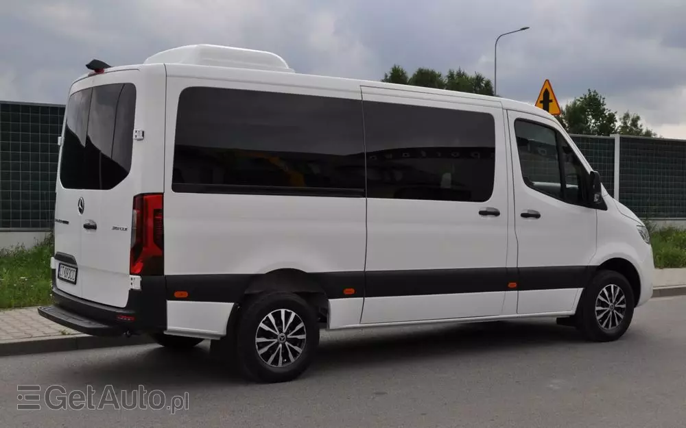 MERCEDES-BENZ Sprinter 319 CDI Standard SELECT 9G-Tronic 907.233