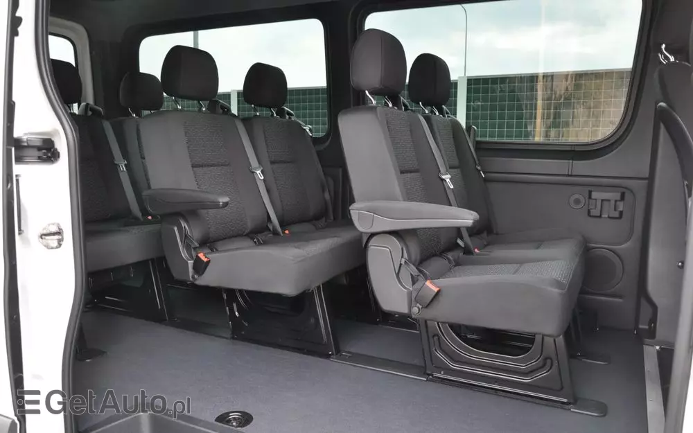 MERCEDES-BENZ Sprinter 319 CDI Standard SELECT 9G-Tronic 907.233