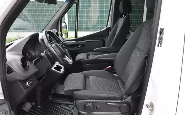 MERCEDES-BENZ Sprinter 319 CDI Standard SELECT 9G-Tronic 907.233