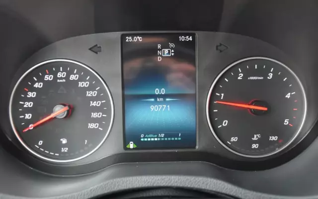 MERCEDES-BENZ Sprinter 319 CDI Standard SELECT 9G-Tronic 907.233