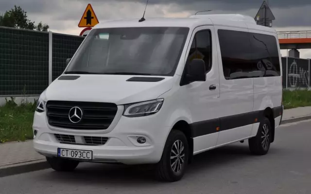 MERCEDES-BENZ Sprinter 319 CDI Standard SELECT 9G-Tronic 907.233