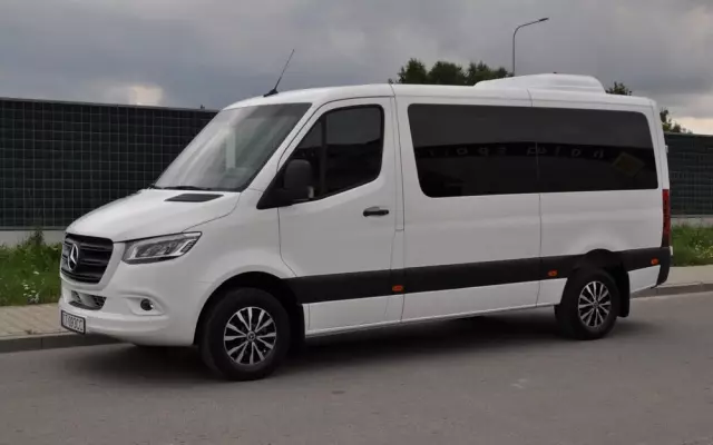 MERCEDES-BENZ Sprinter 319 CDI Standard SELECT 9G-Tronic 907.233