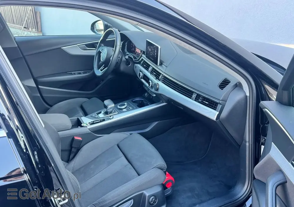 AUDI A4 Limousine 1.4 TFSI S tronic