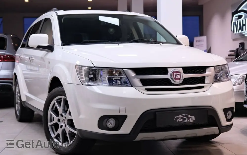 FIAT Freemont 2.0 Multijet 16V DPF Automatik Allrad Cross