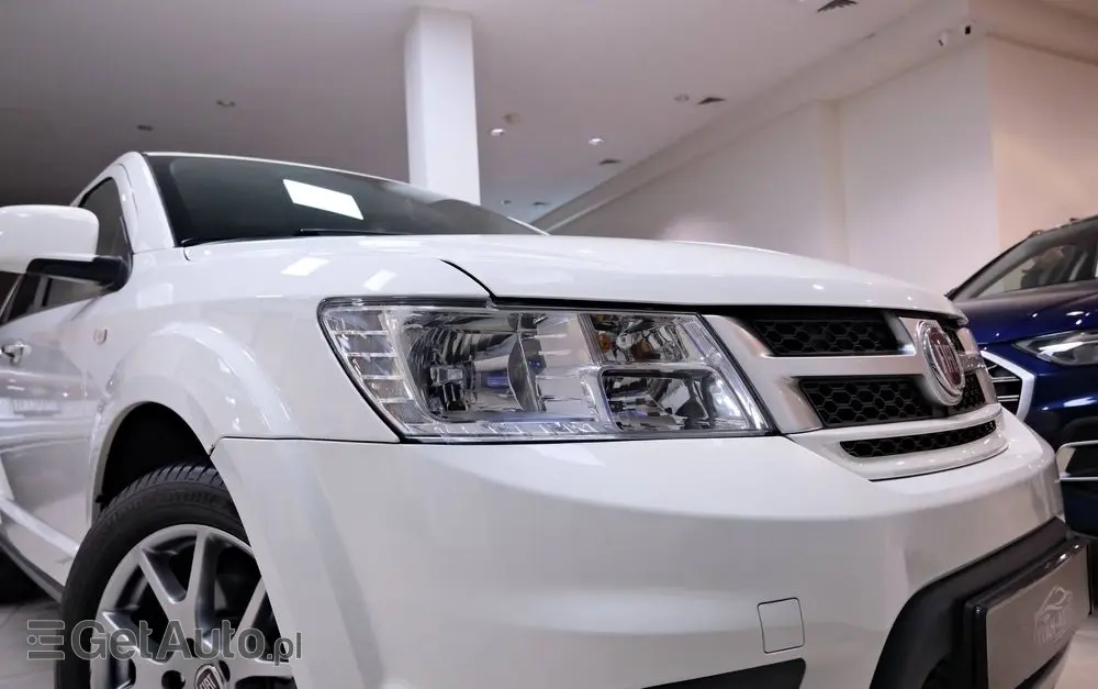 FIAT Freemont 2.0 Multijet 16V DPF Automatik Allrad Cross