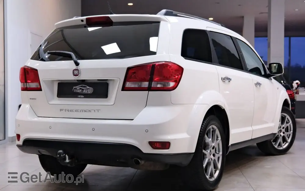 FIAT Freemont 2.0 Multijet 16V DPF Automatik Allrad Cross