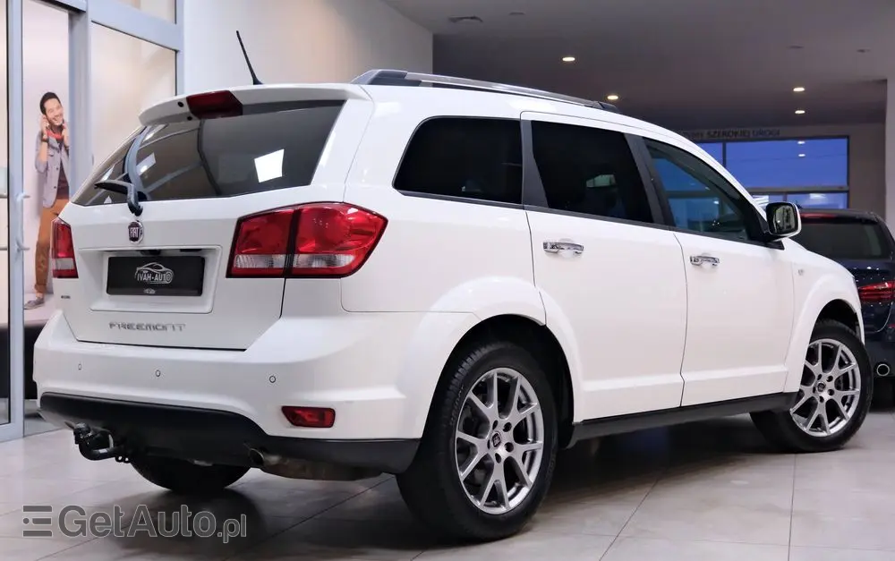 FIAT Freemont 2.0 Multijet 16V DPF Automatik Allrad Cross