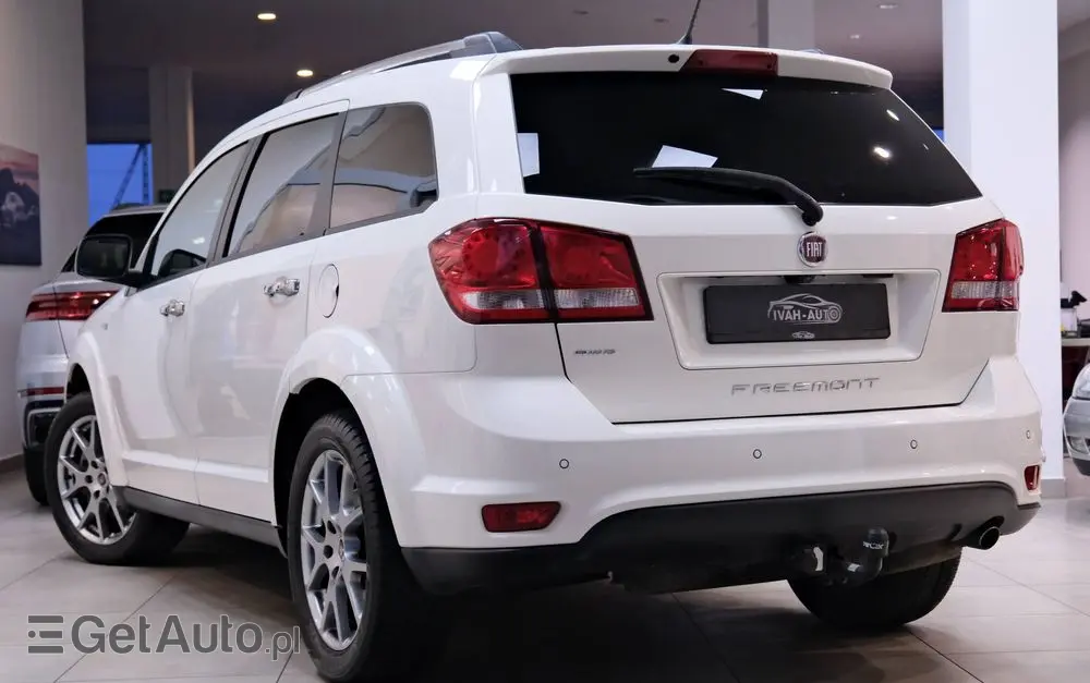 FIAT Freemont 2.0 Multijet 16V DPF Automatik Allrad Cross