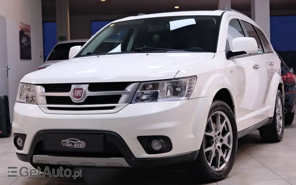 FIAT Freemont 2.0 Multijet 16V DPF Automatik Allrad Cross