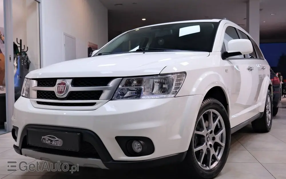 FIAT Freemont 2.0 Multijet 16V DPF Automatik Allrad Cross