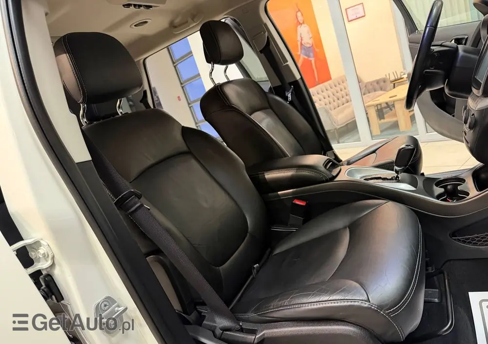 FIAT Freemont 2.0 Multijet 16V DPF Automatik Allrad Cross