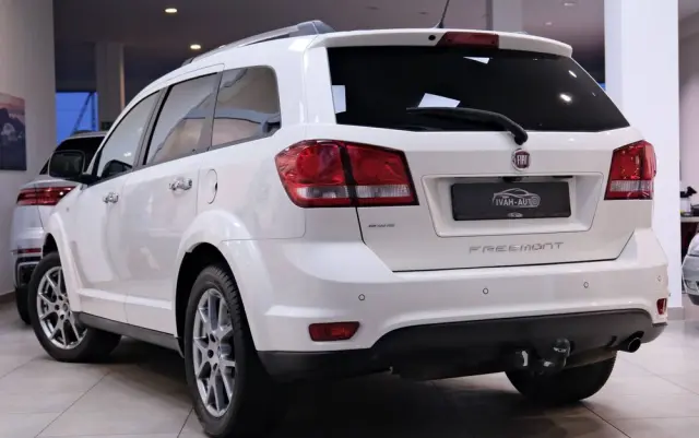 FIAT Freemont 2.0 Multijet 16V DPF Automatik Allrad Cross