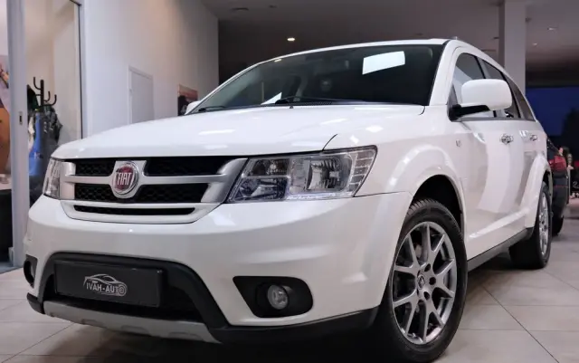 FIAT Freemont 2.0 Multijet 16V DPF Automatik Allrad Cross