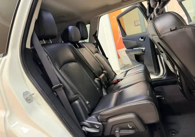 FIAT Freemont 2.0 Multijet 16V DPF Automatik Allrad Cross