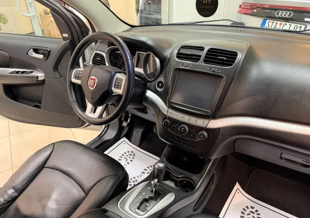 FIAT Freemont 2.0 Multijet 16V DPF Automatik Allrad Cross