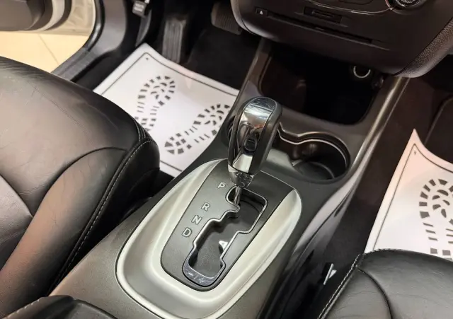 FIAT Freemont 2.0 Multijet 16V DPF Automatik Allrad Cross