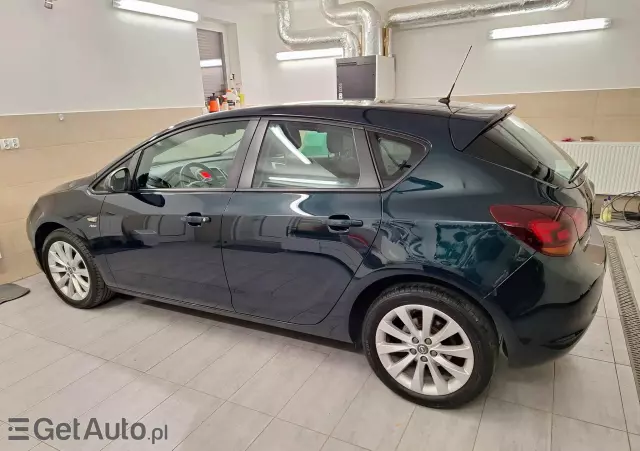 OPEL Astra IV 1.4 T Active EU6