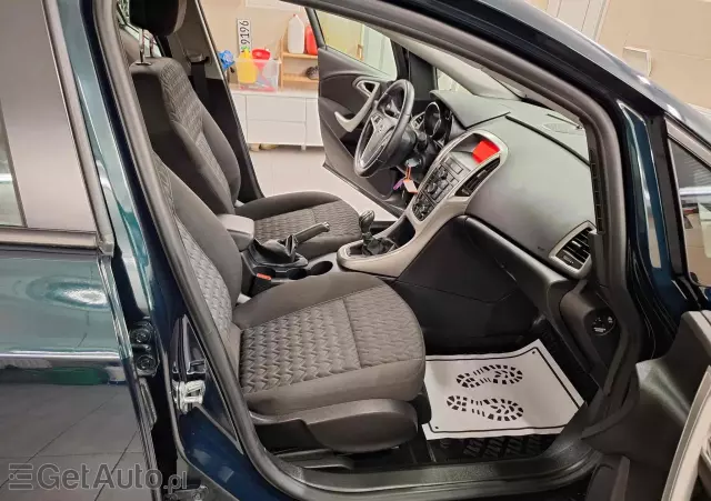 OPEL Astra IV 1.4 T Active EU6