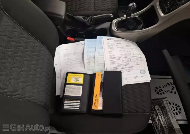 OPEL Astra IV 1.4 T Active EU6