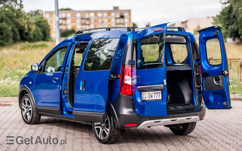DACIA Dokker TCe 115 Stepway Celebration