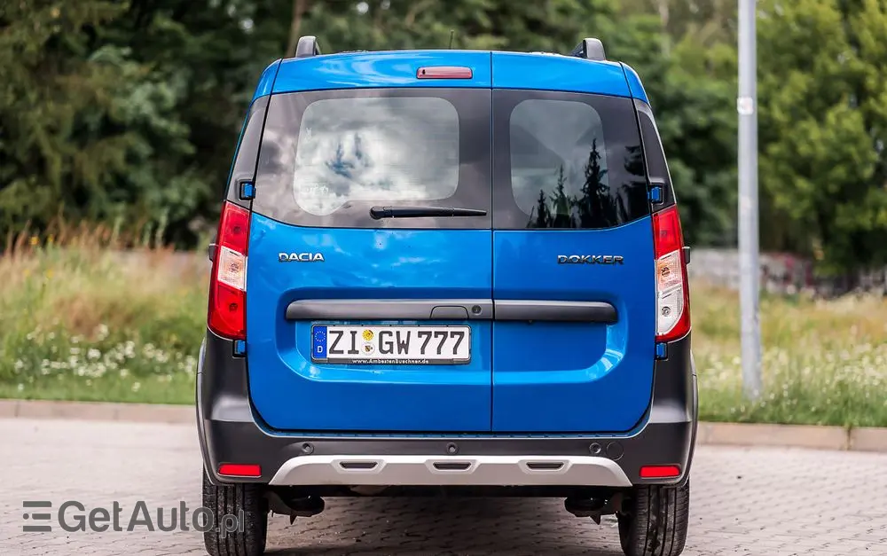 DACIA Dokker TCe 115 Stepway Celebration