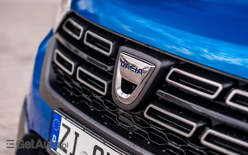 DACIA Dokker TCe 115 Stepway Celebration