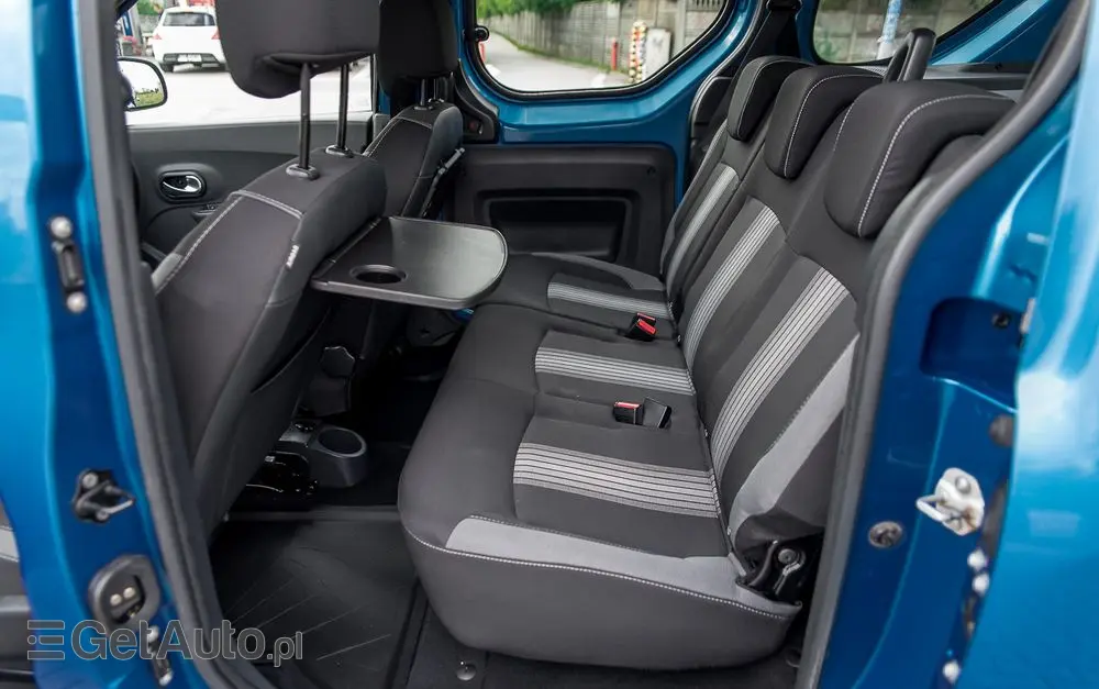 DACIA Dokker TCe 115 Stepway Celebration