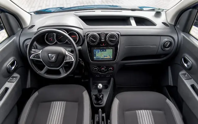 DACIA Dokker TCe 115 Stepway Celebration