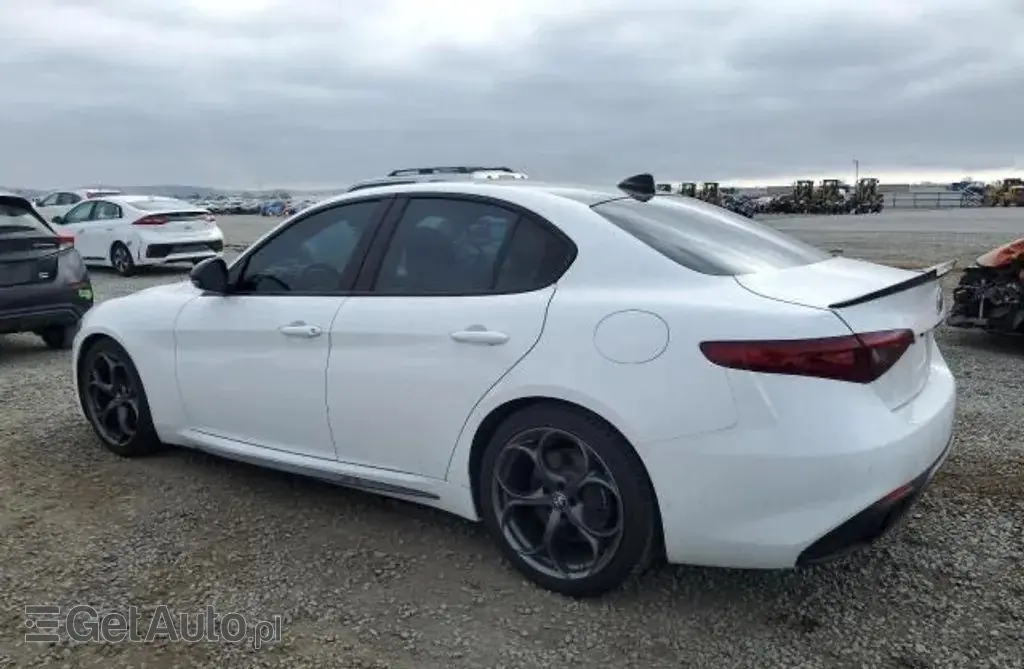 ALFA ROMEO Giulia 