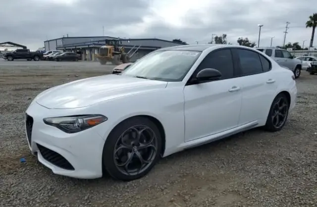ALFA ROMEO Giulia 