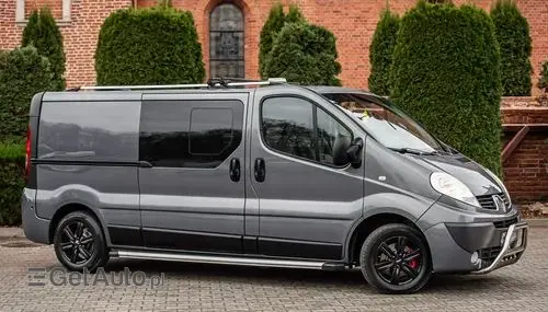 RENAULT Trafic 