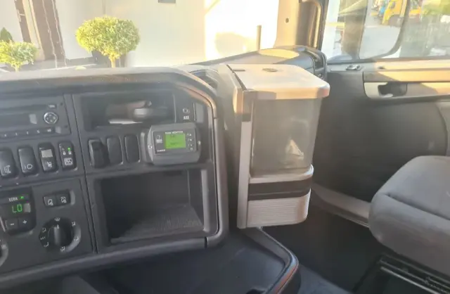 SCANIA R 