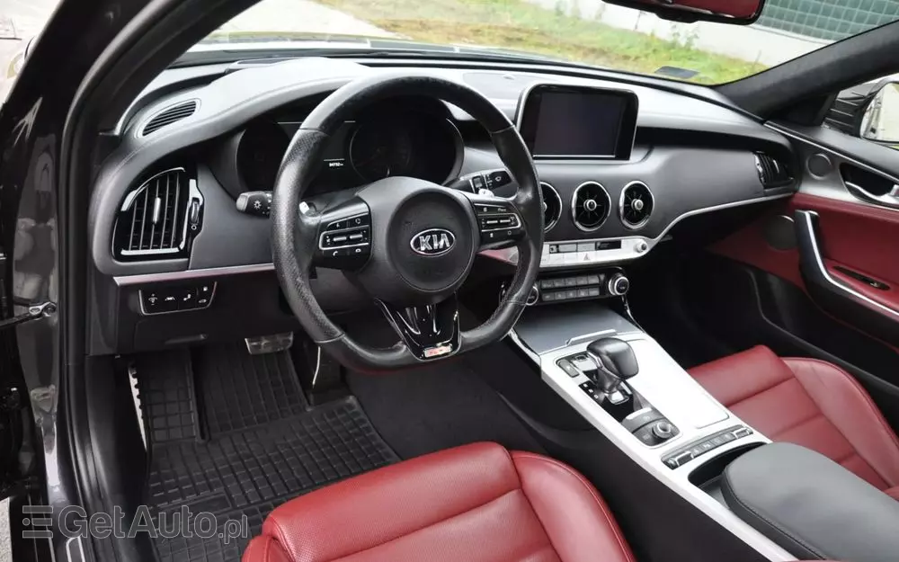 KIA Stinger 3.3 T-GDI V6 GT AWD
