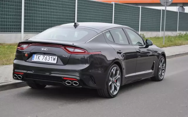 KIA Stinger 3.3 T-GDI V6 GT AWD
