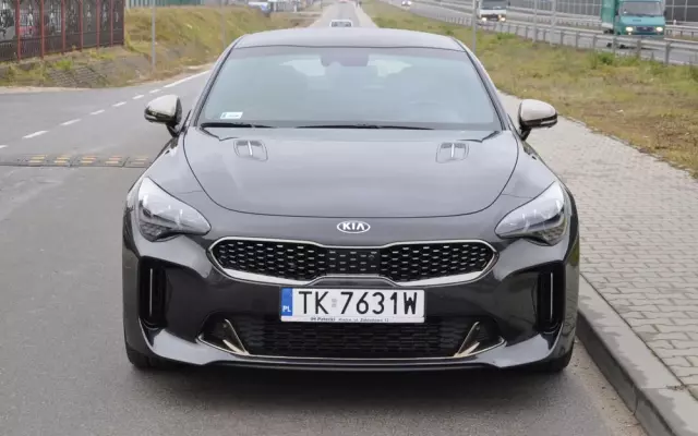 KIA Stinger 3.3 T-GDI V6 GT AWD