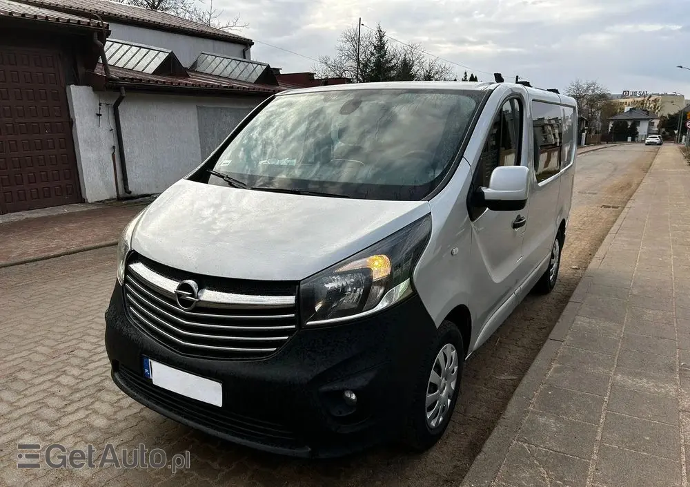 OPEL Vivaro 