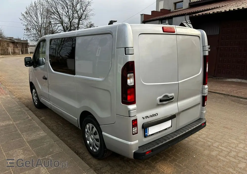 OPEL Vivaro 
