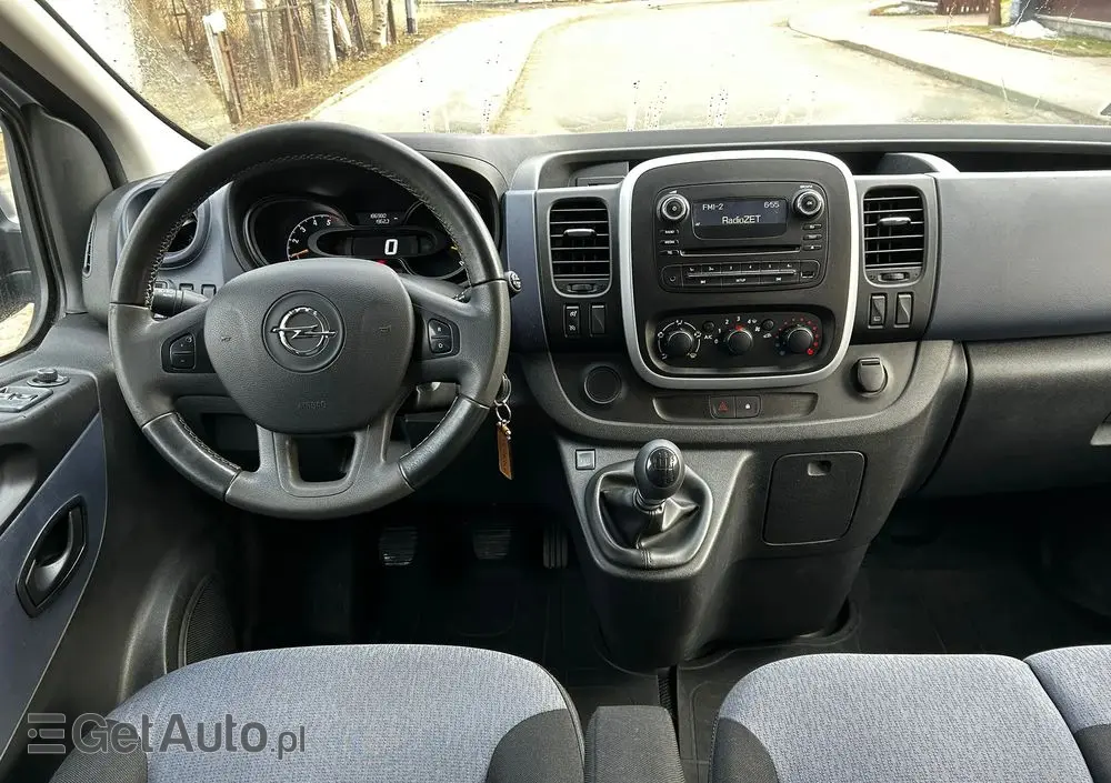 OPEL Vivaro 