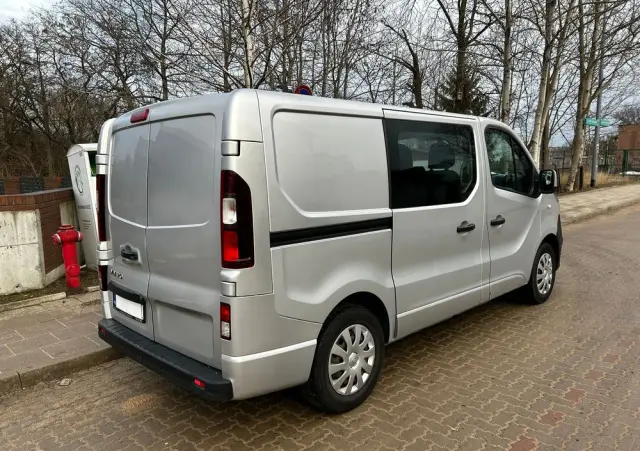 OPEL Vivaro 