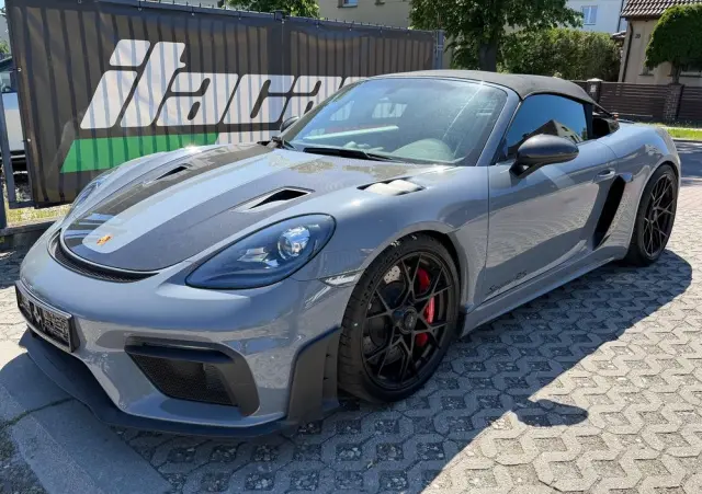 PORSCHE 718 Boxster Spyder RS